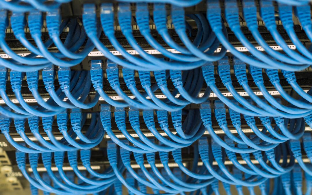 How Professional Data Cabling Improves Warehouse Efficiency and Operations